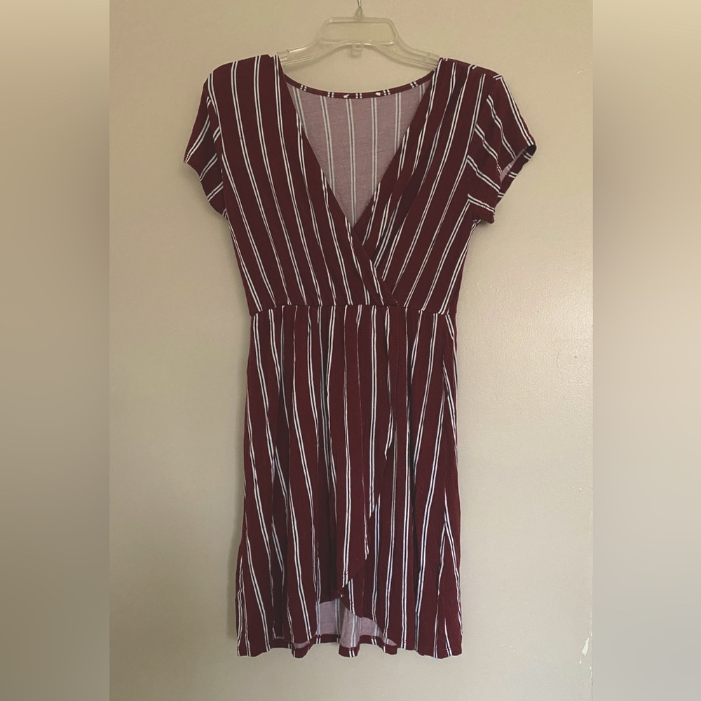 Burgundy wrap style stretchy dress
